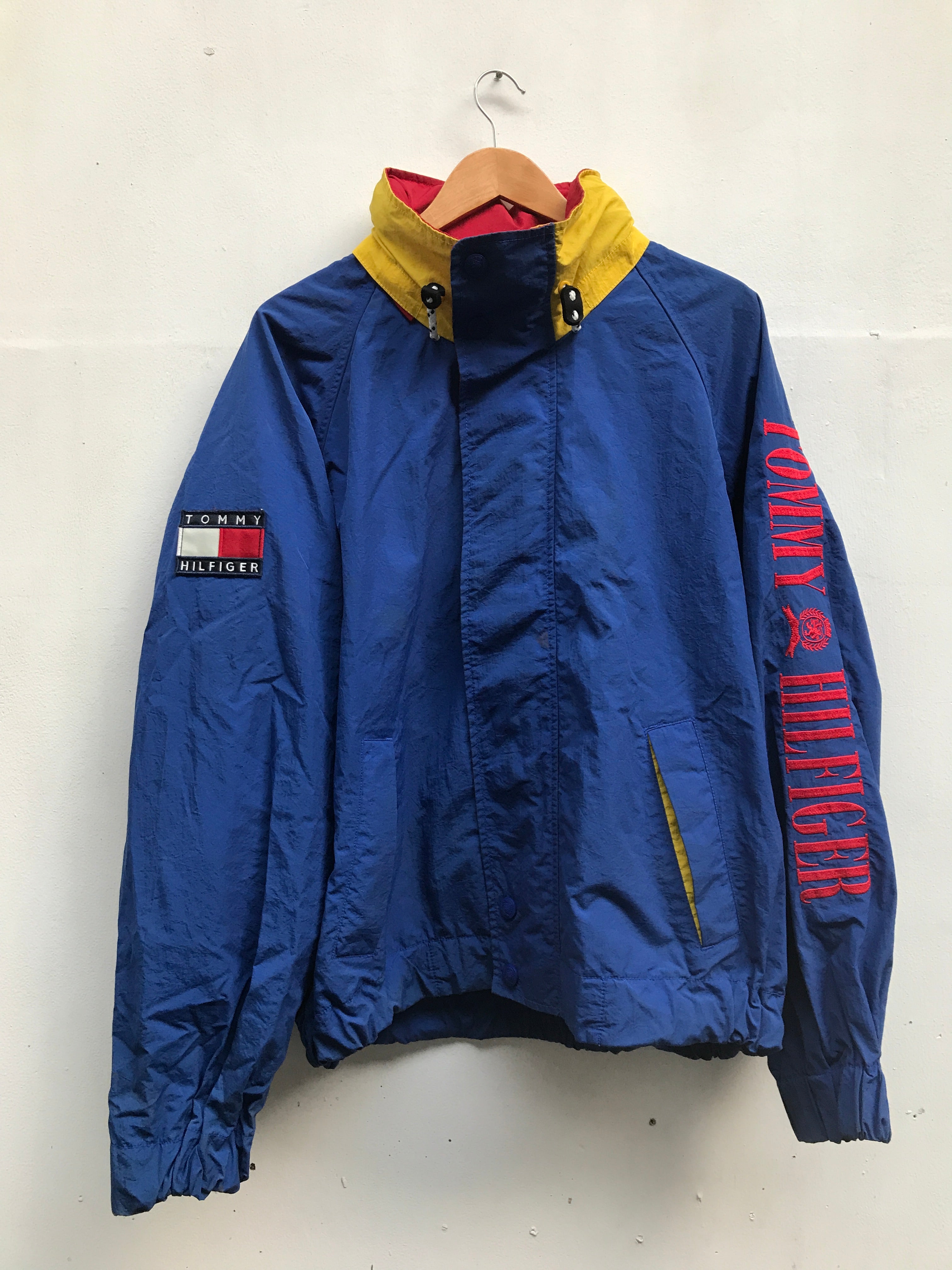 Tommy H Vintage jacket ? – Ropa Chidx