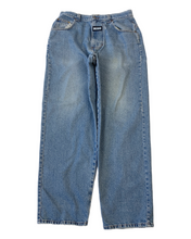 Load image into Gallery viewer, Boss Vintage Baggy Jeans - 33