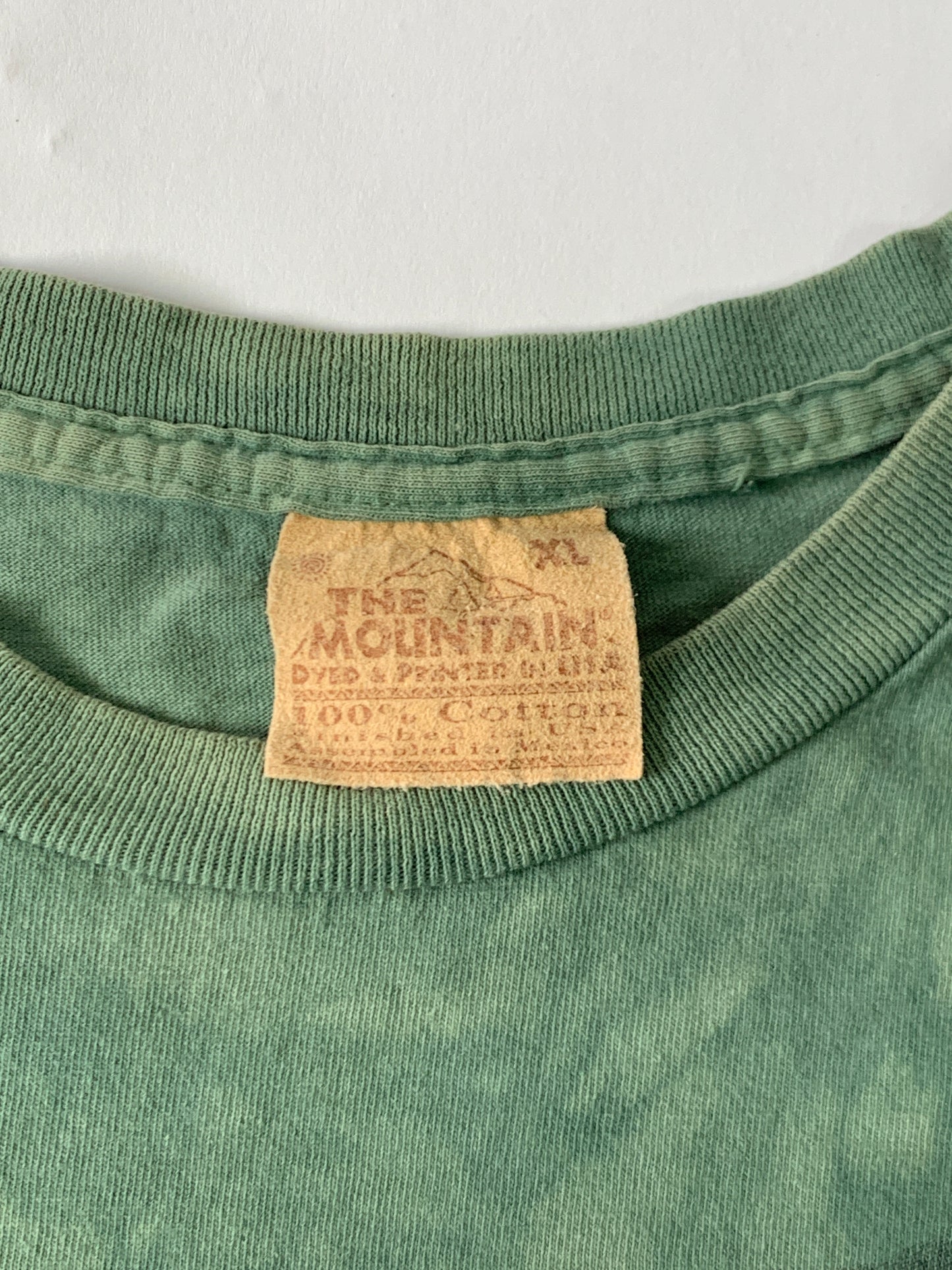 Playera The Mountain Alces 1999 Vintage - XL