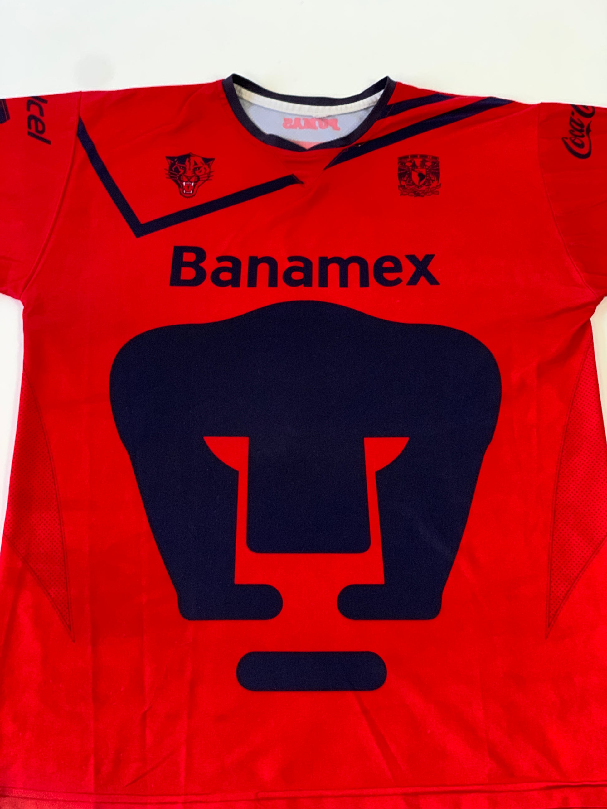 Pumas Red Vintage Jersey XL – Ropa Chidx - Main Image