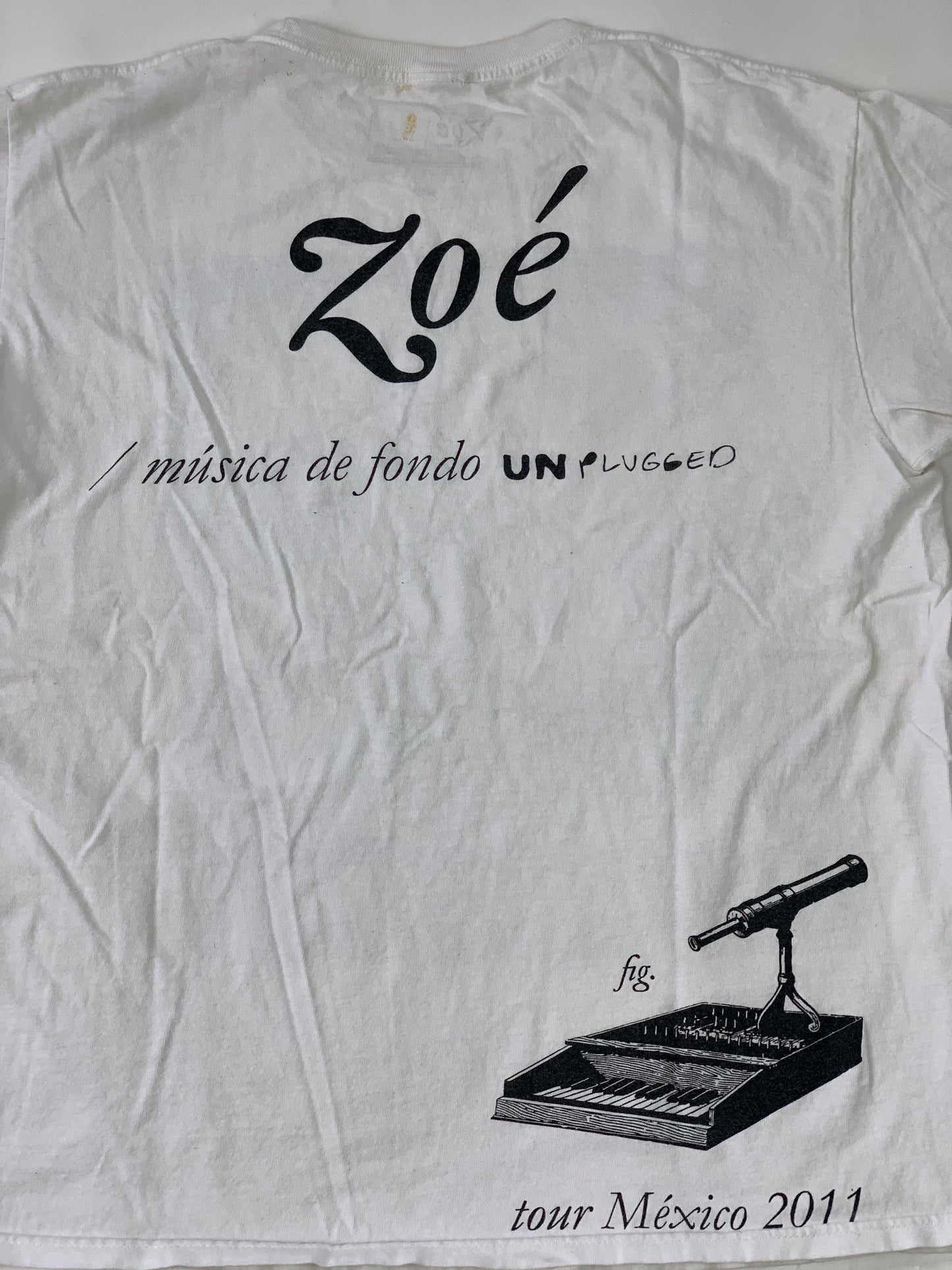 Zoe Unplugged 2011 Vintage T-Shirt - L