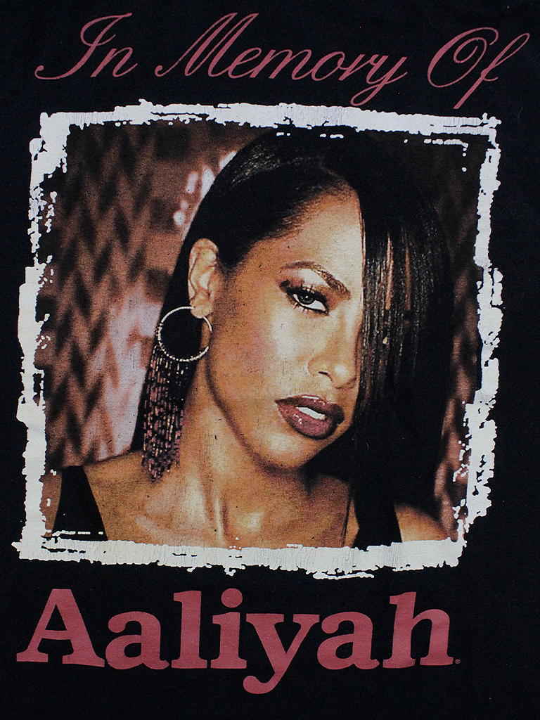 Playera Aaliyah