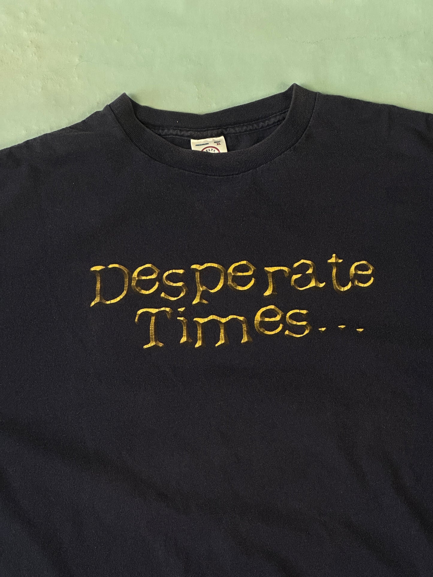 Playera Desperate Times Vintage - XL