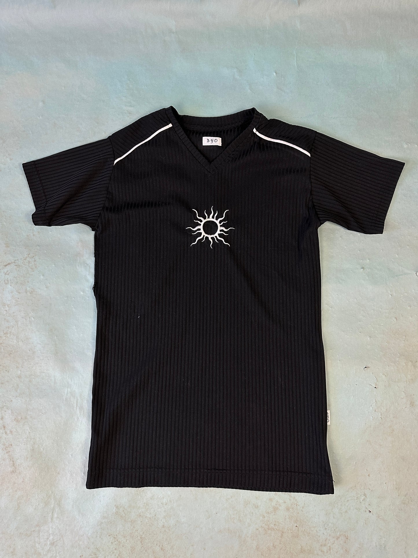 Playera Sun BYO Y2K