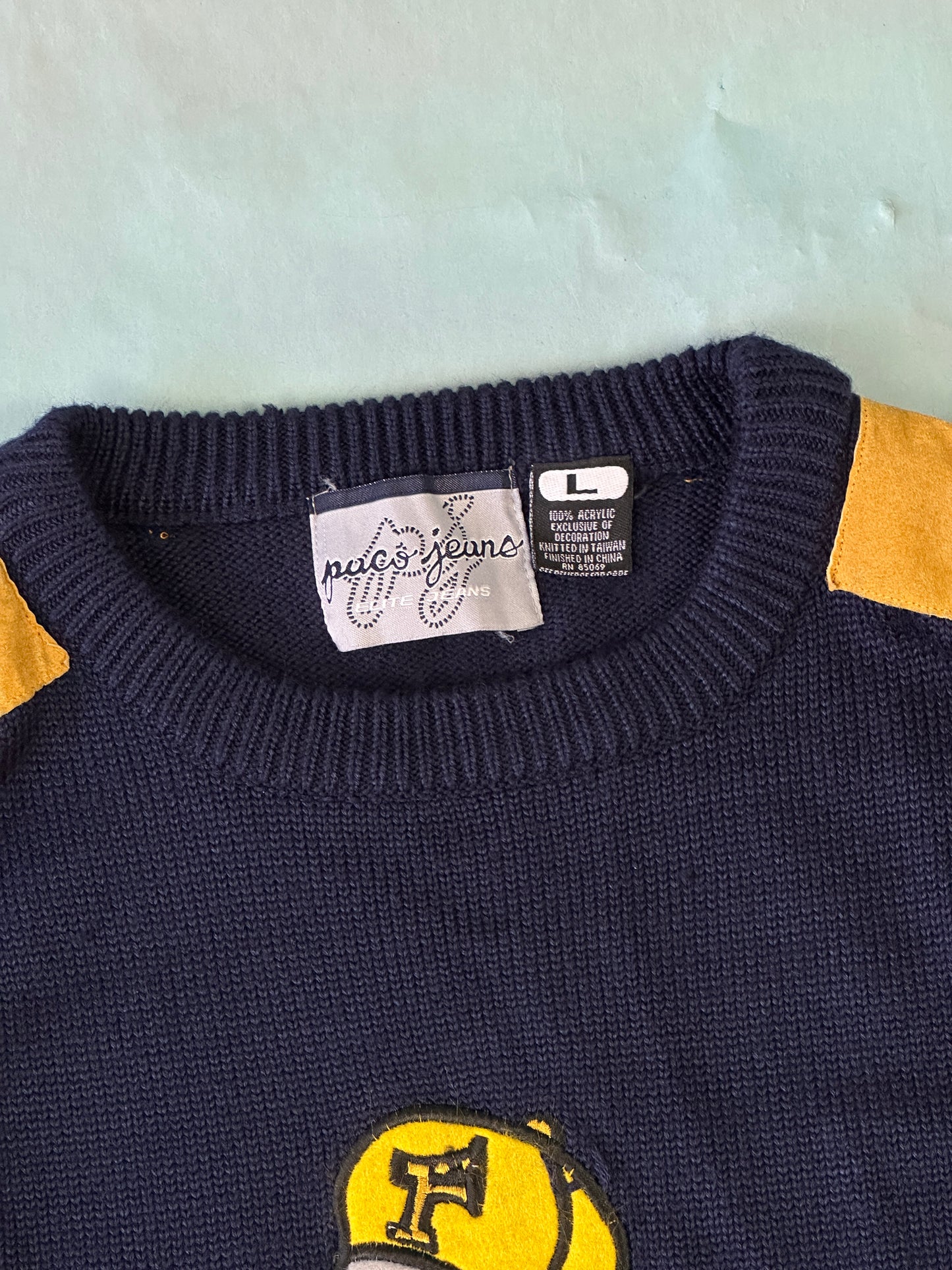 Paco Jeans Vintage Sweater - L