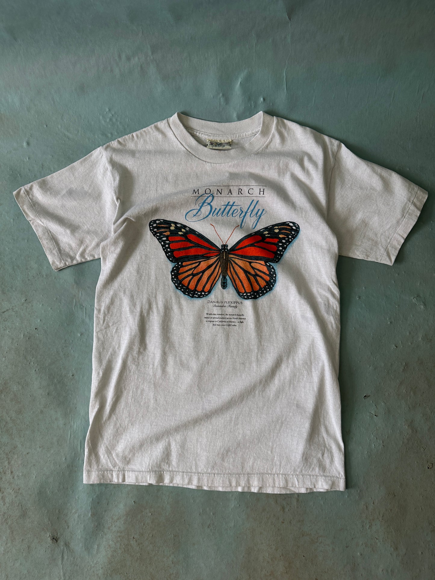 Playera Mariposas Vintage - S