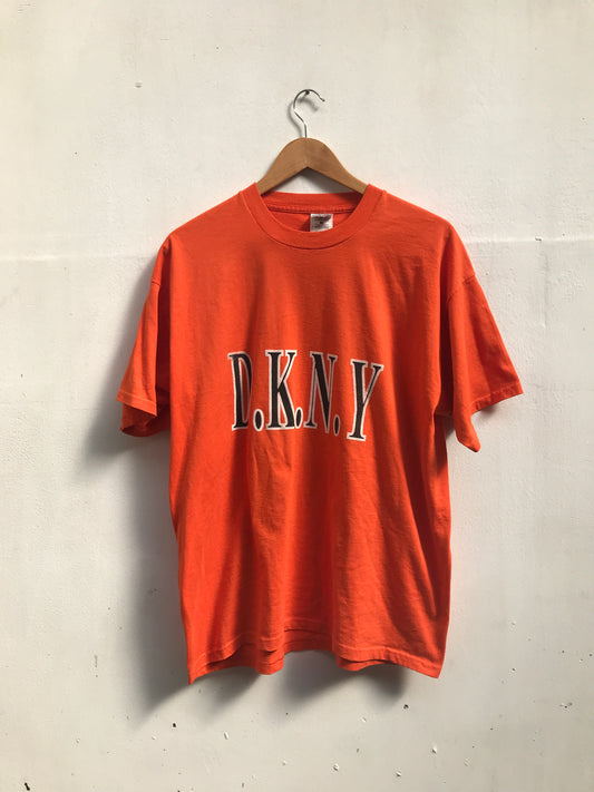 Playera DKNY Bootleg Vintage