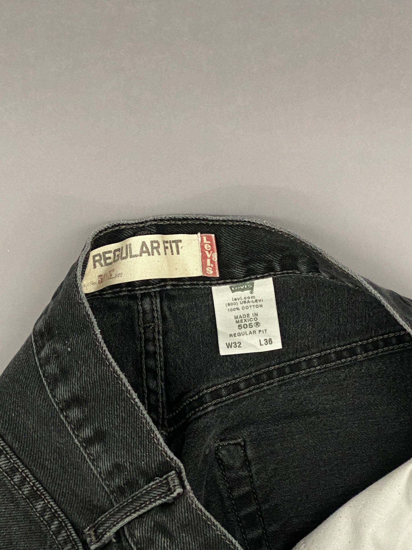 Levis 505 Vintage Jeans - 32 x 36