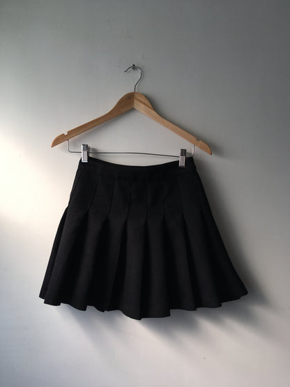 Pleated skirt