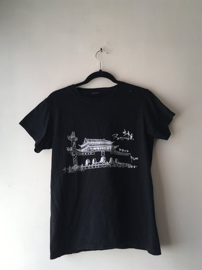 Playera Beijing