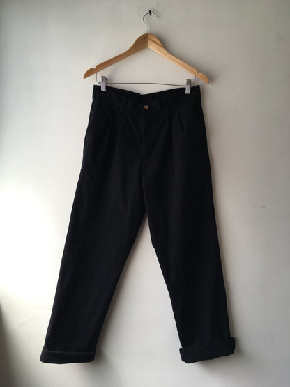 Pantalón Negro Básico