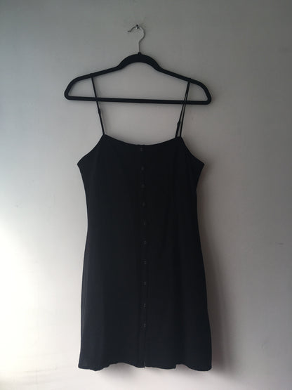 Vestido negro botones