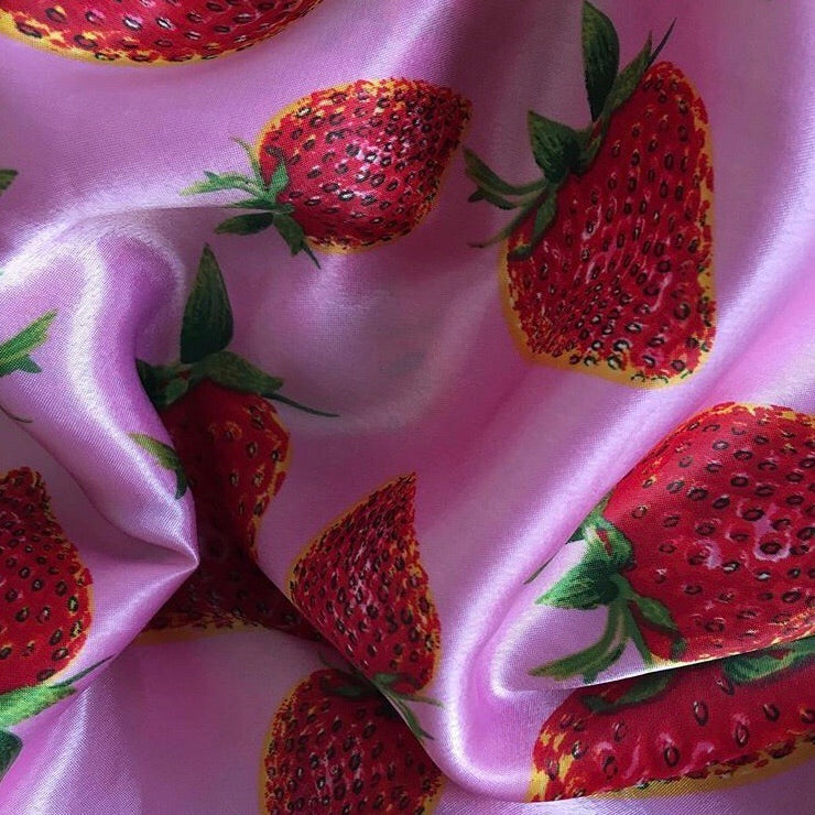 Strawberry Top 🍓