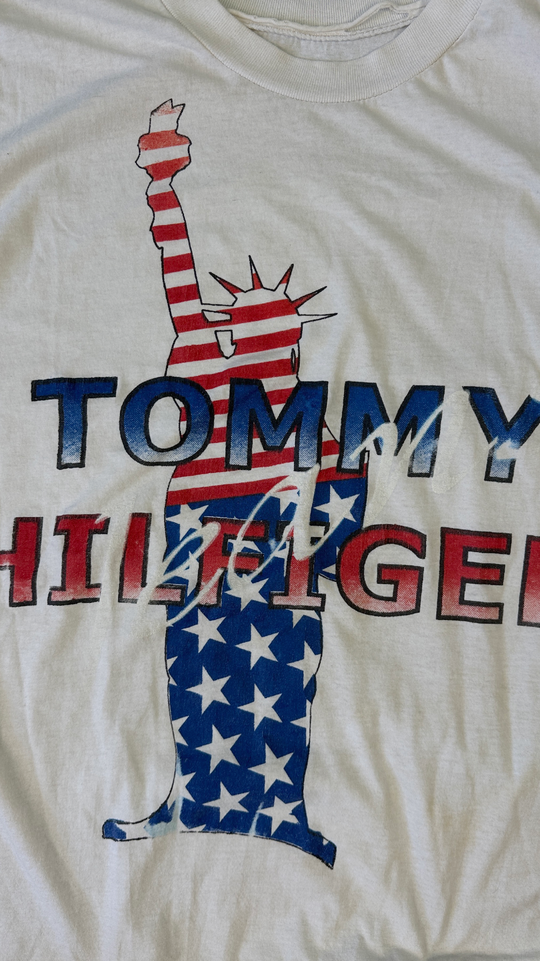 Playera Tommy Hilfiger NY Vintage - L