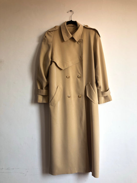 Gabardina Beige Clásica