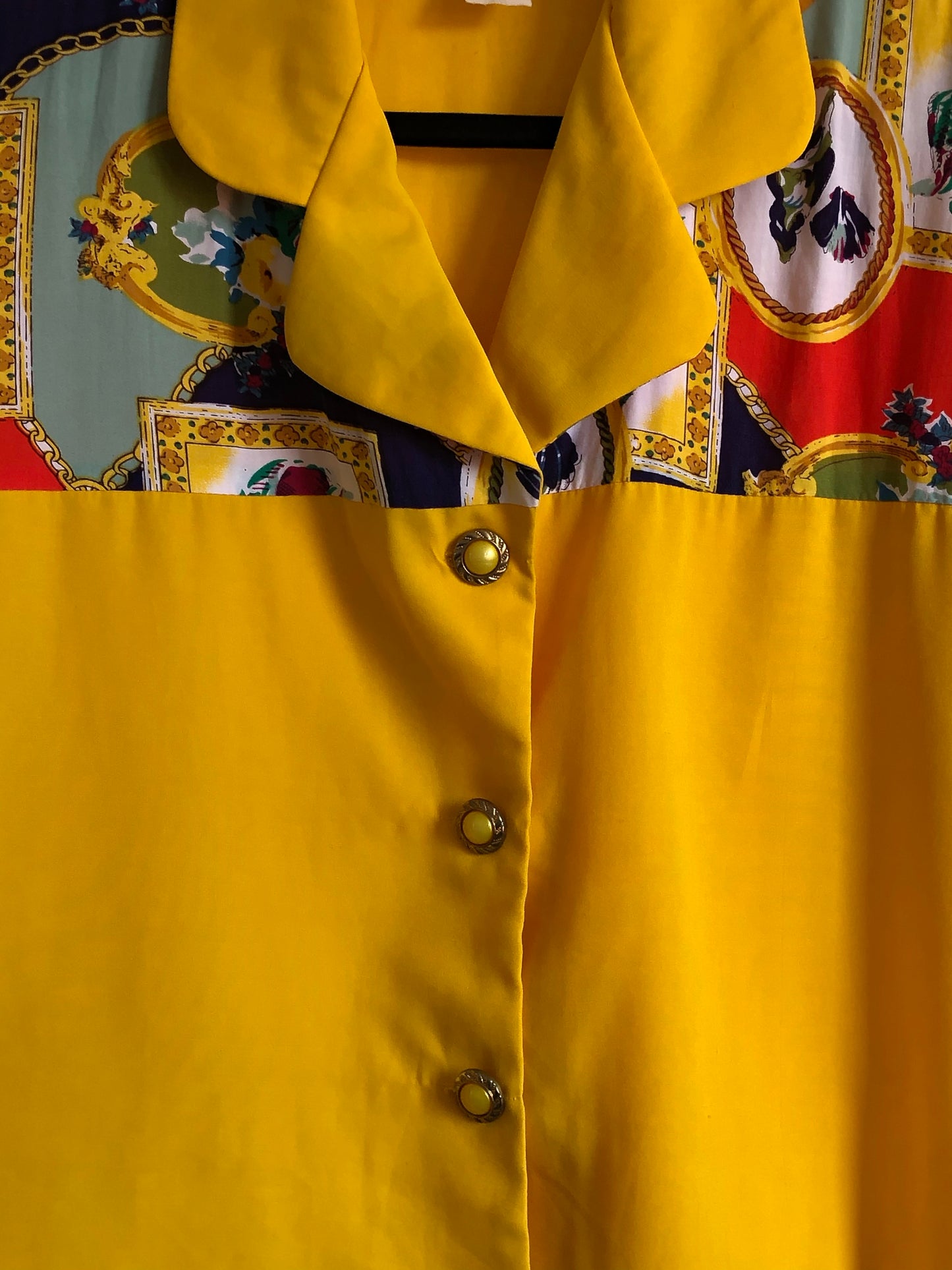 Blusa Amarilla Vintage