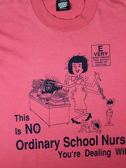 Playera Vintage School Nurse